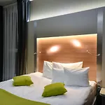 Western Lakeside Hotel