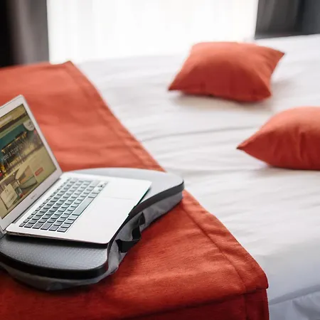 Western Lakeside Székesfehérvár