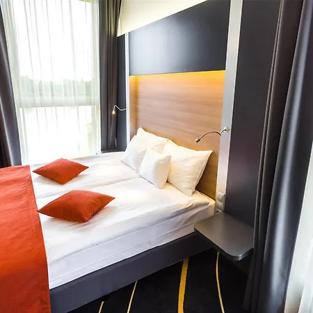 Western Lakeside Hotel Szekesfehervar