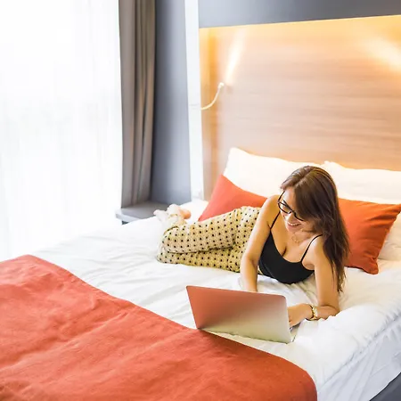 Hotel Western Lakeside 4*