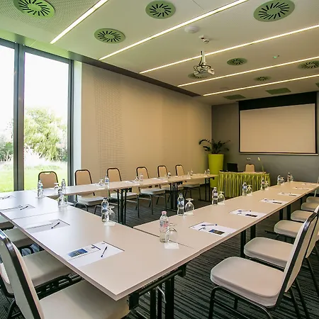 Hotel Western Lakeside Szekesfehervar