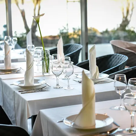 Western Lakeside Hotel