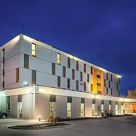 Western Lakeside 4*