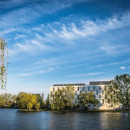 Western Lakeside 4* Székesfehérvár
