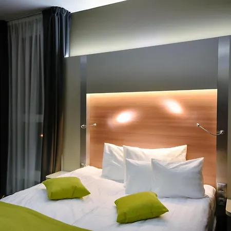 Western Lakeside 4* Székesfehérvár