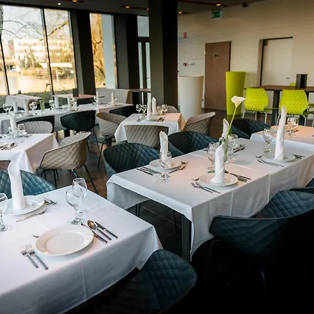 Western Lakeside Hotel