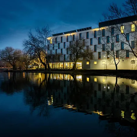 بست ويسترن بلاس ليك سايد 4* Székesfehérvár