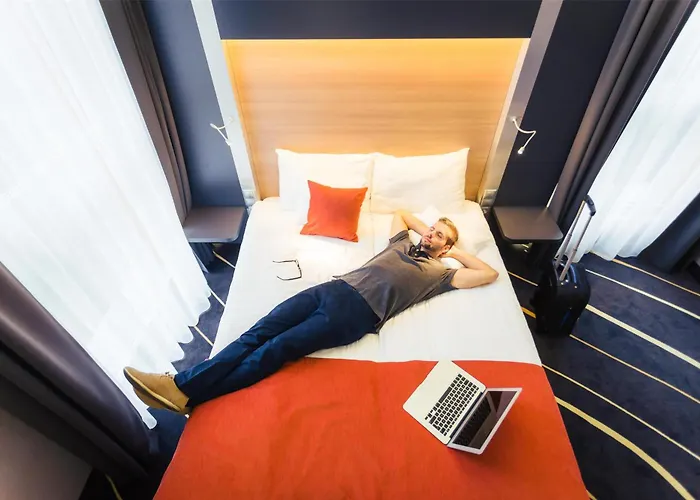 ベスト ウェスタン プラス レイクサイド ホテル セーケシュフェヘールヴァール