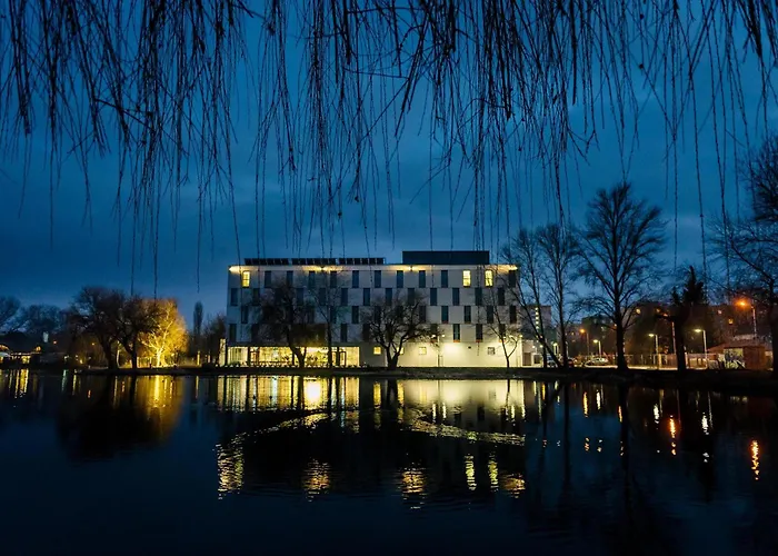 Western Lakeside Székesfehérvár