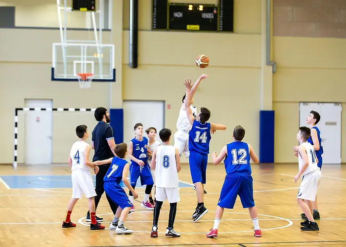 Western Lakeside Hotel 4*