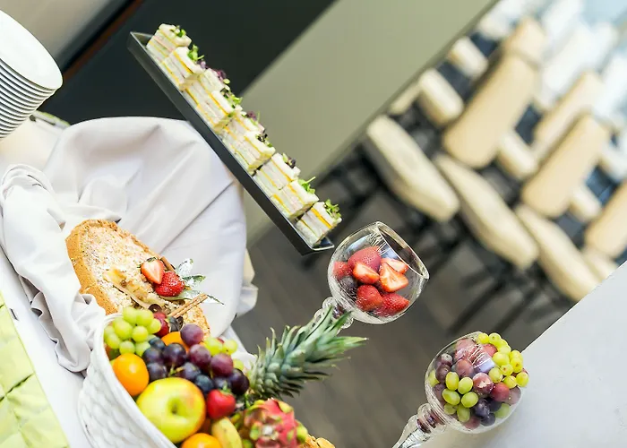 Western Lakeside 호텔 4*