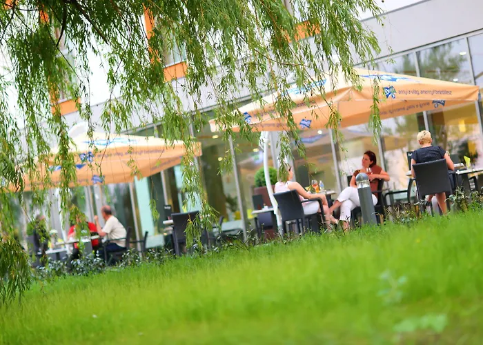 贝斯特韦斯特湖畔优质酒店 酒店 Székesfehérvár