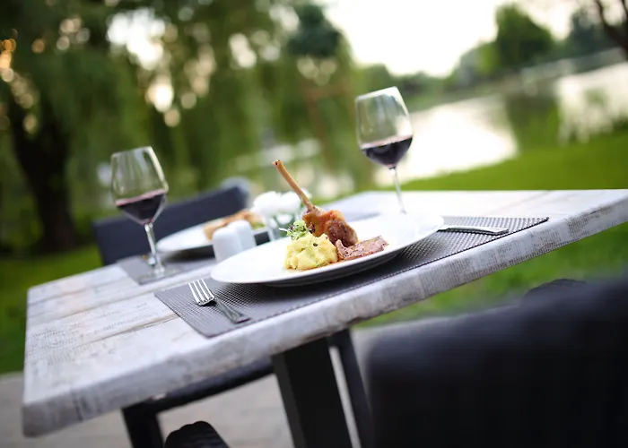 ベスト ウェスタン プラス レイクサイド