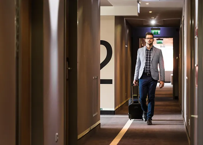 ベスト ウェスタン プラス レイクサイド セーケシュフェヘールヴァール