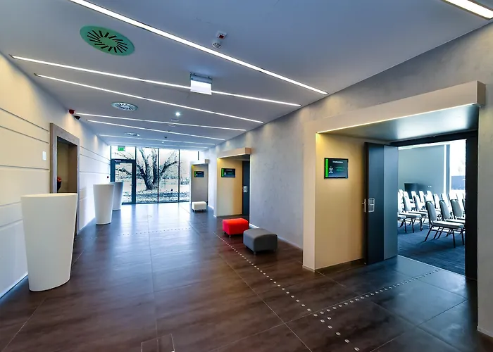 Western Lakeside 호텔 Székesfehérvár