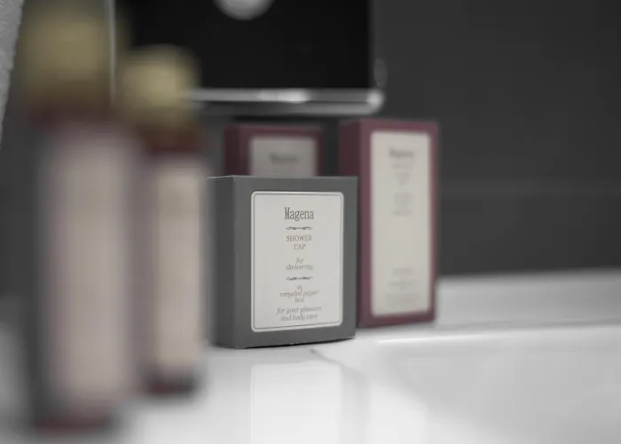 Western Lakeside Hotel 4*